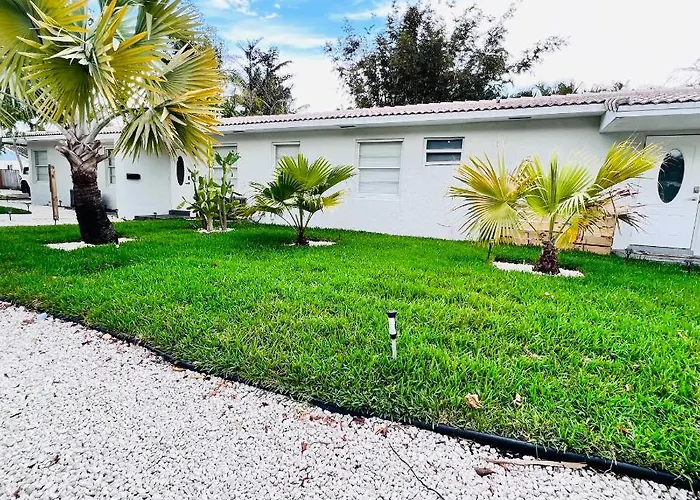 Cocobay 2Br Condos Near Beach, Galleria Mall, Wilton Manors, Cruise Port Fort Lauderdale